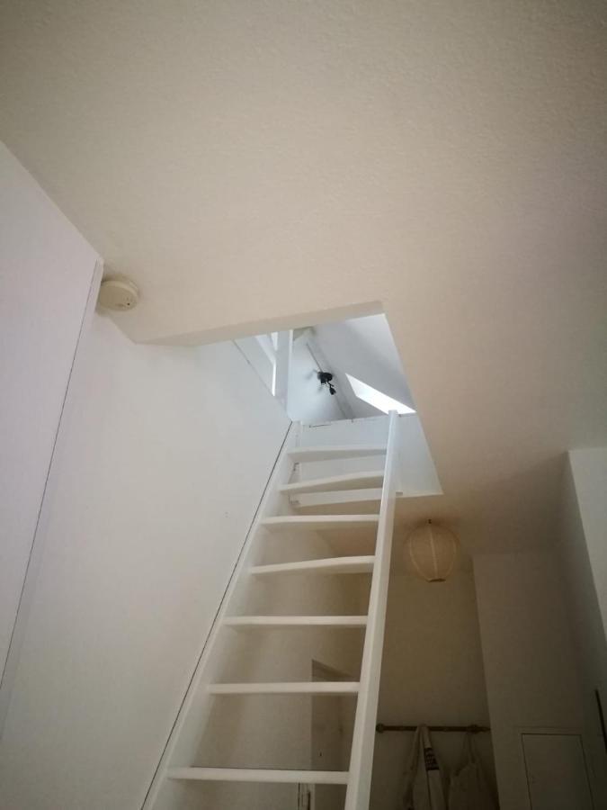 45 M² Maisonette-Wohnung In Uni-/Hauptbahnhofnaehe 뒤스부르크 외부 사진