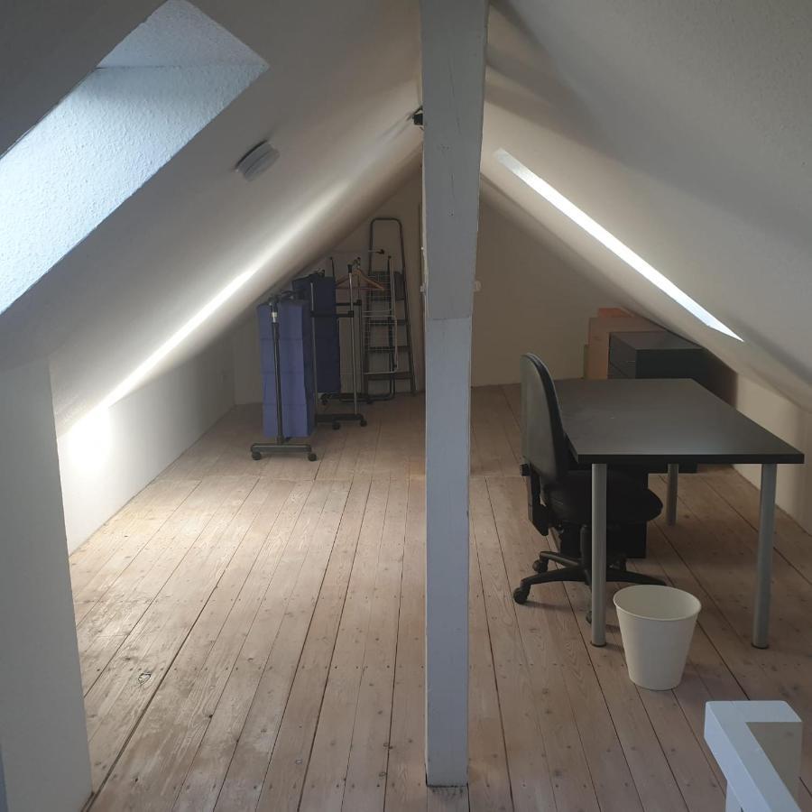 45 M² Maisonette-Wohnung In Uni-/Hauptbahnhofnaehe 뒤스부르크 외부 사진