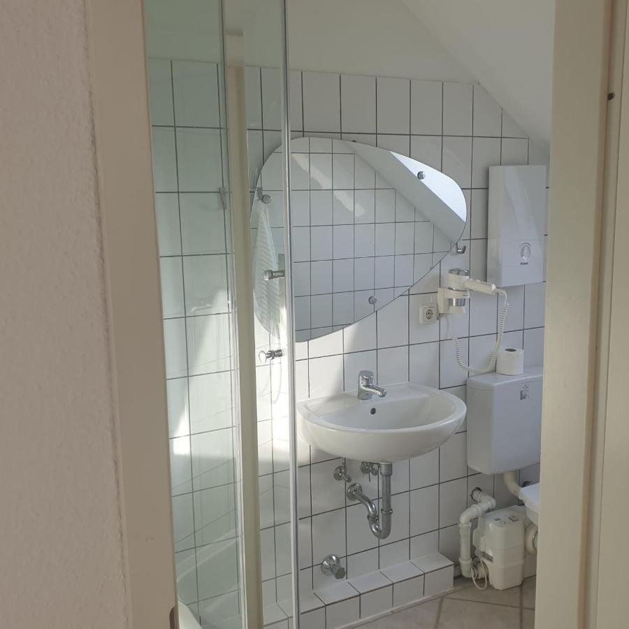 45 M² Maisonette-Wohnung In Uni-/Hauptbahnhofnaehe 뒤스부르크 외부 사진