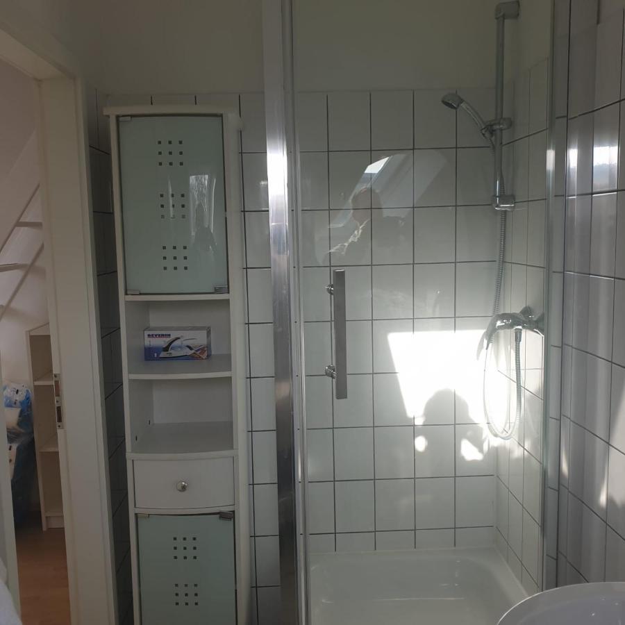 45 M² Maisonette-Wohnung In Uni-/Hauptbahnhofnaehe 뒤스부르크 외부 사진
